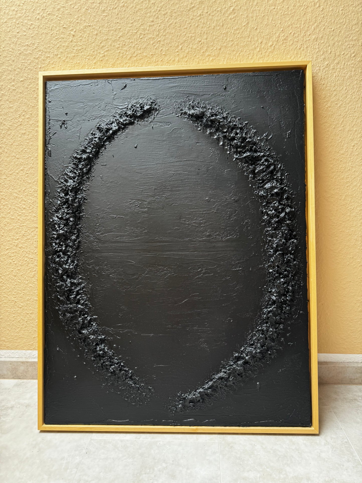 Strukturbild EYE in Schwarz