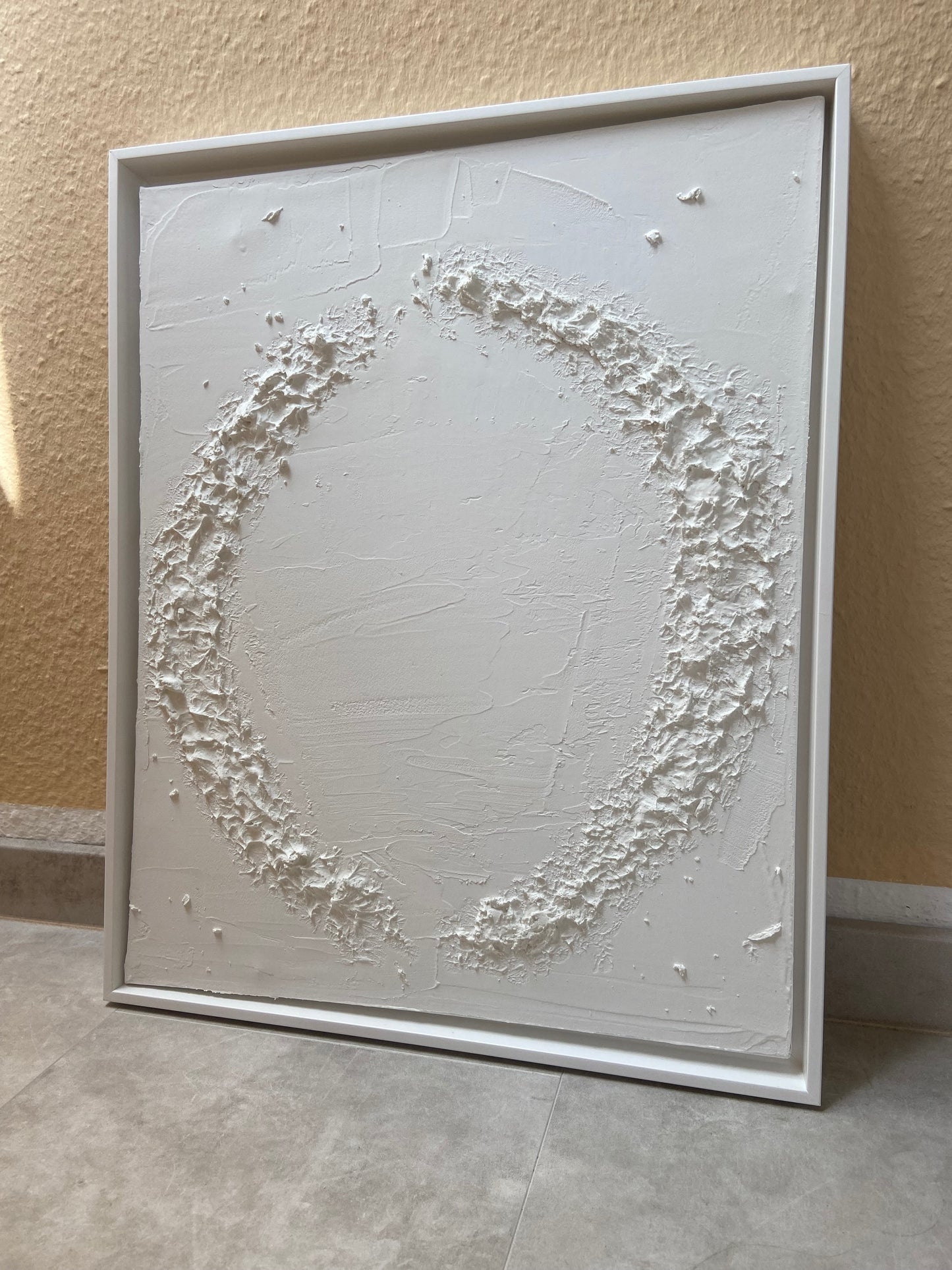Strukturbild CIRCLE in Weiß