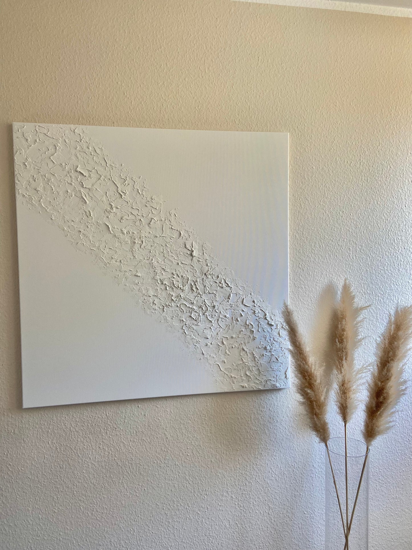 Strukturbild EROSION in Weiß