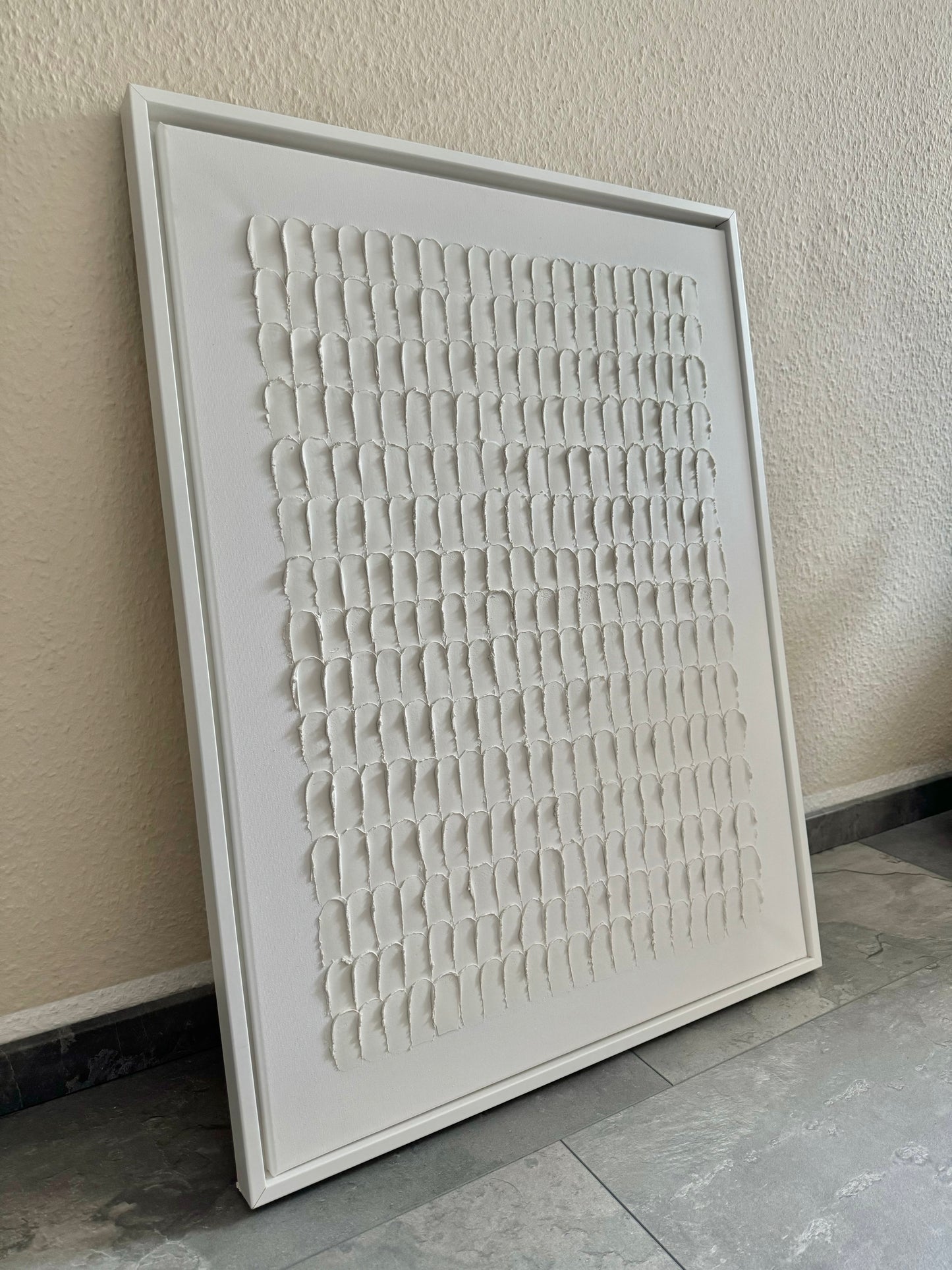 Strukturbild SCALE in Weiß