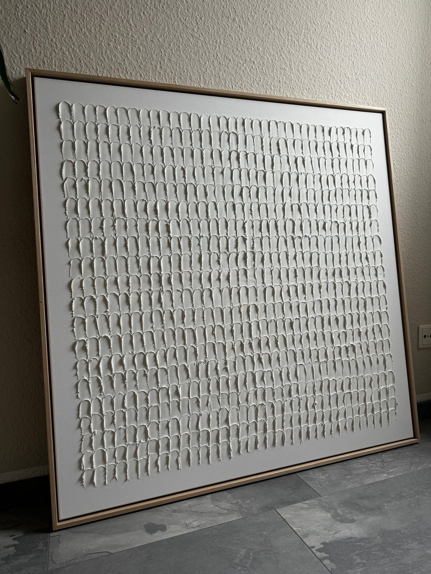 Strukturbild SCALE in Weiß