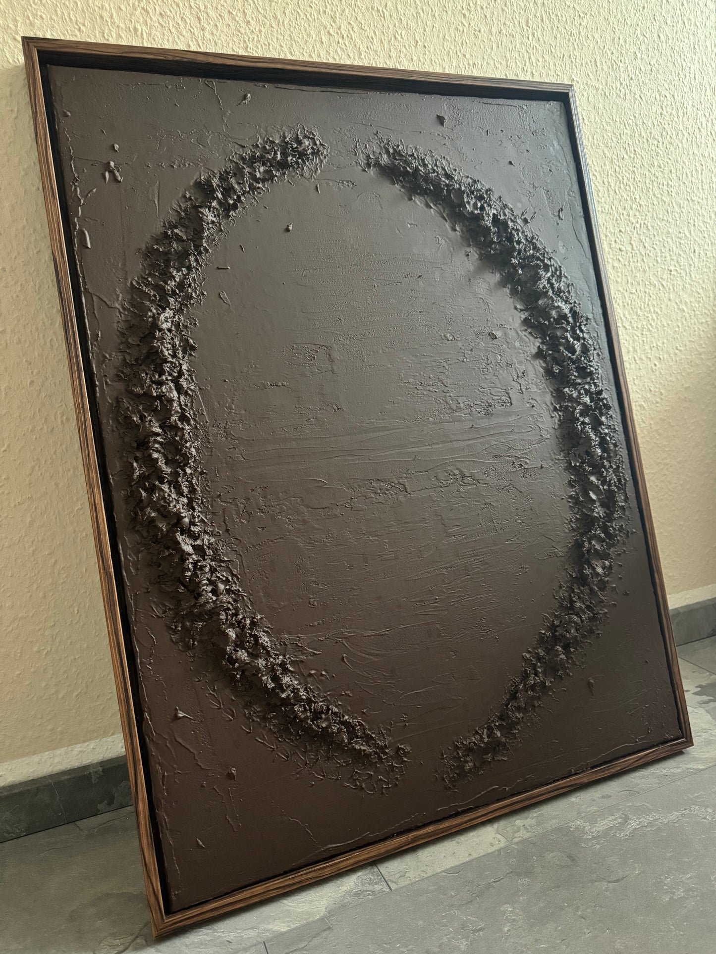 Strukturbild CIRCLE in Braun