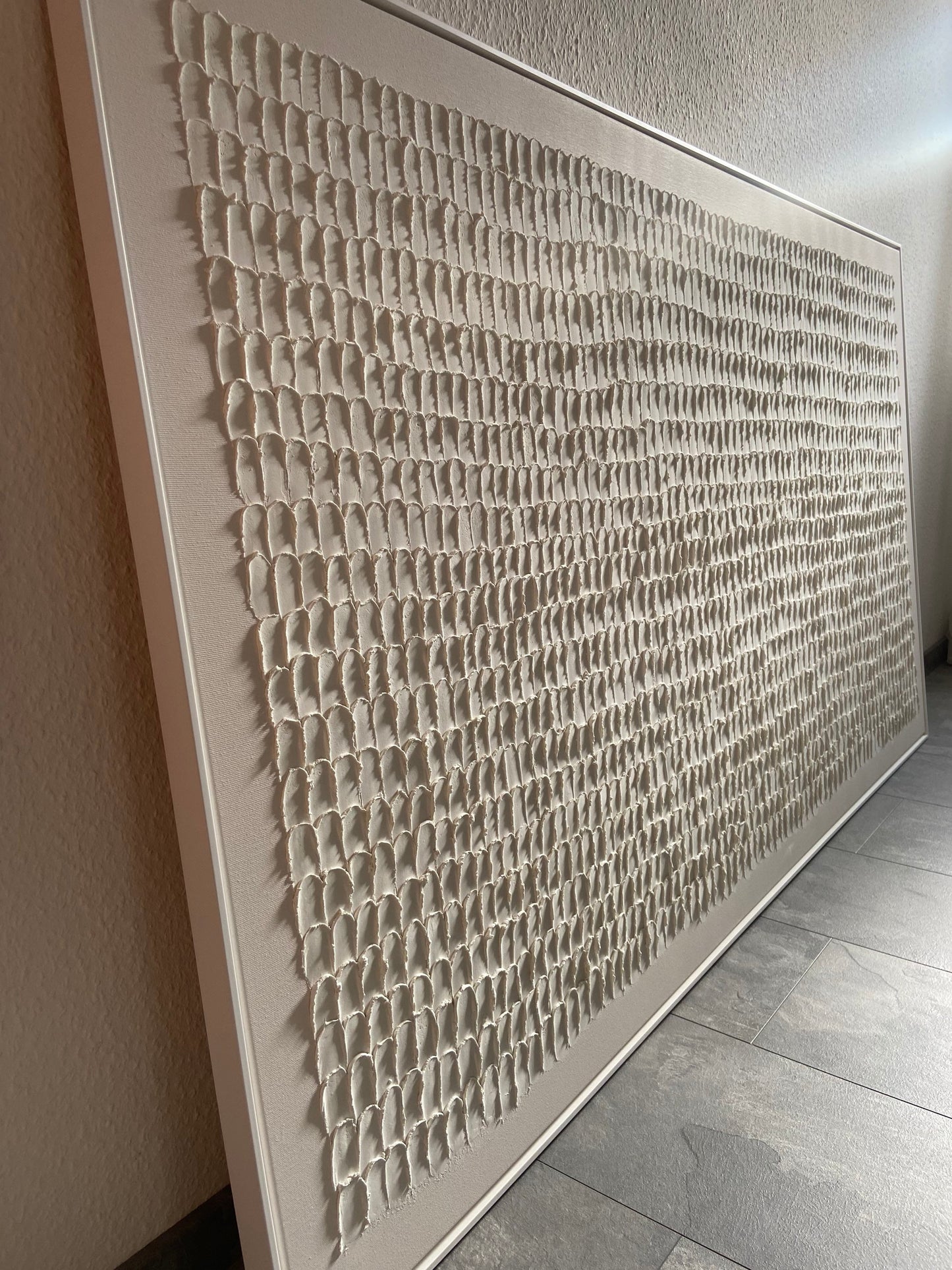 Strukturbild SCALE in Weiß